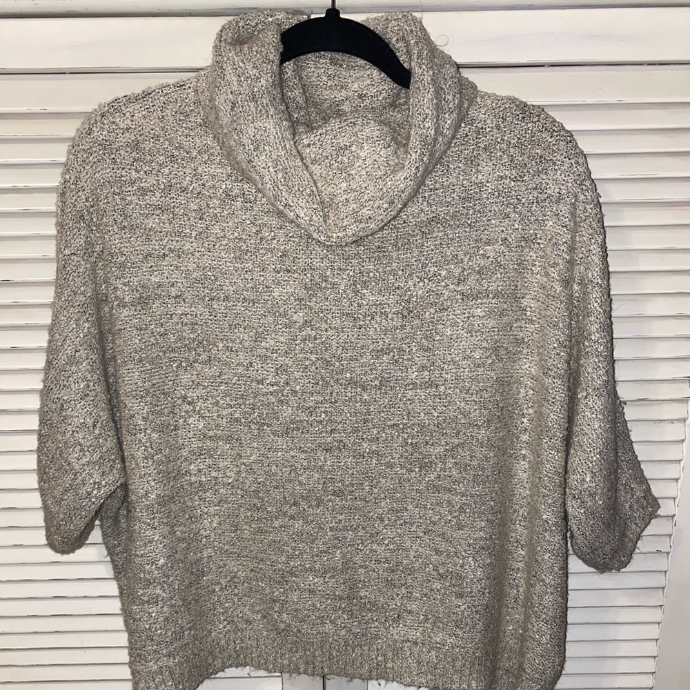 Maddison Grey/beige Top